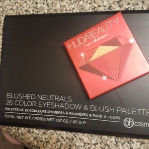 Ruby Obsessions w/ FREE BhCosmetics palette